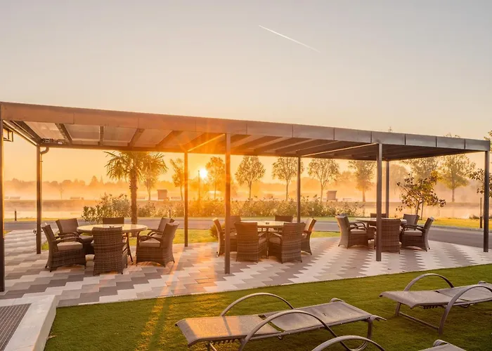 Ξενοδοχείο Sziget 4*